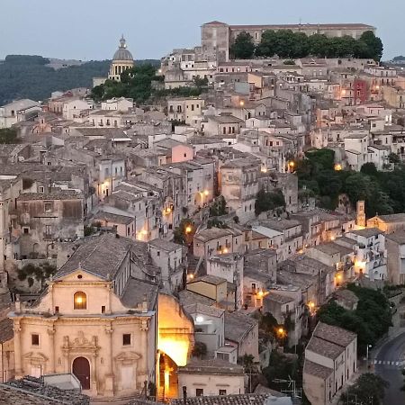 Casa Vacanze Bella Vista Ragusa Eksteriør billede